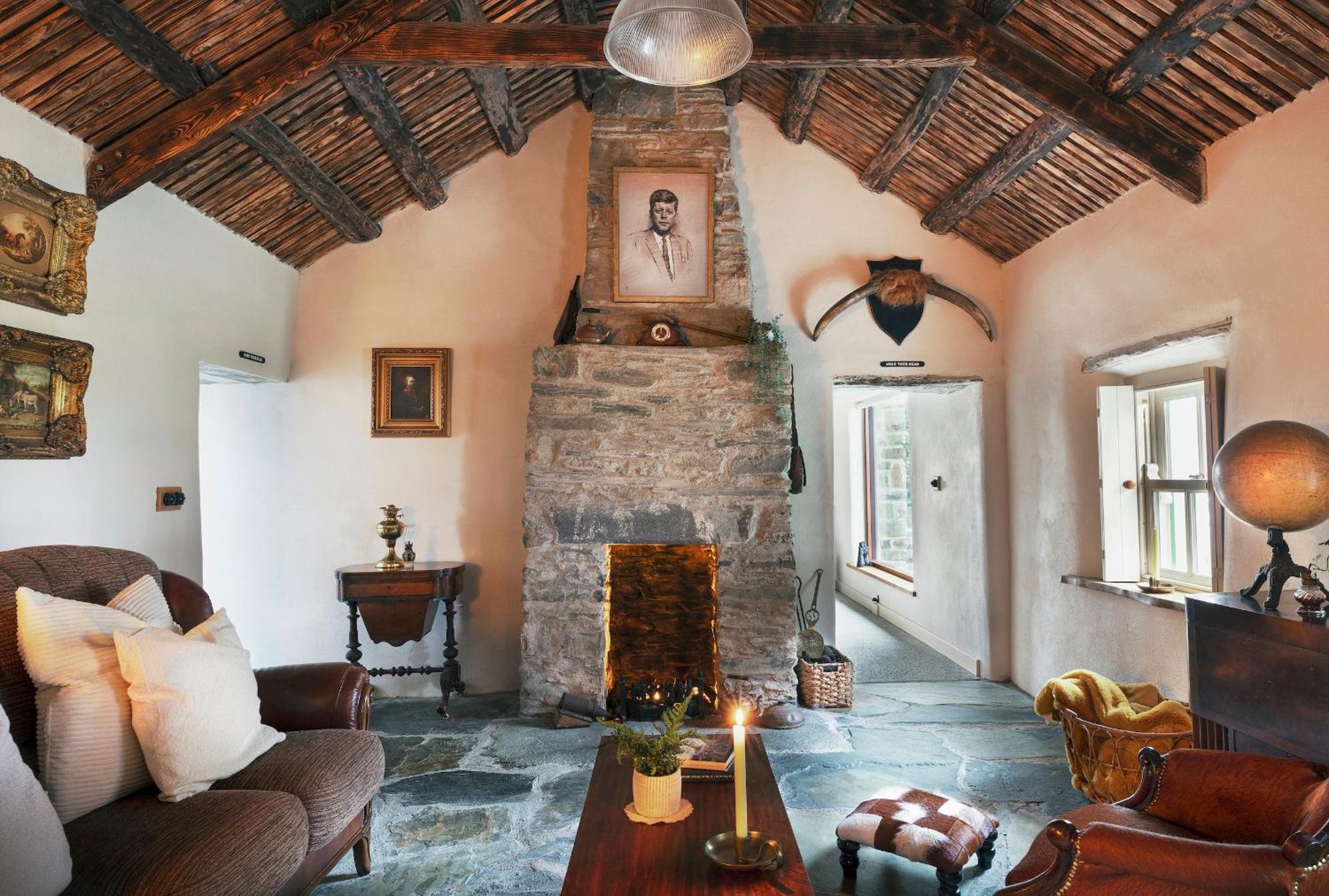 Secluded Thatched Cottage, Near Beaches & Hill Walking Rashenny Kültér fotó